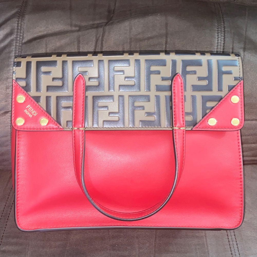NWT Fendi “Maya” Bag